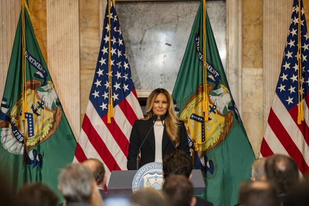 USA, Melania Trump startet Fostering the Future Accounts mit Finanzminister Scott Bessent in Washington