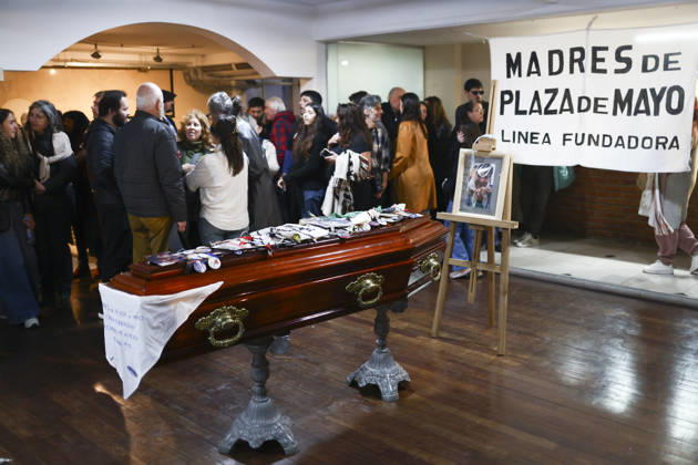 Argentina: Funeral service for human rights activist Taty Almeida in Buenos Aires