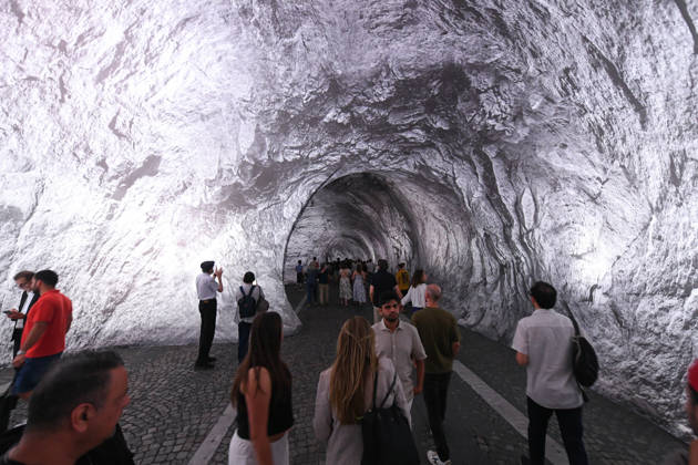 Arts, Frankreich, Einweihung der Installation La Caverne du Pont Neuf in Paris
