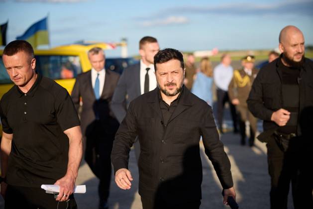 Belgium: Volodymyr Zelenskyy attends EU summit in Brussels