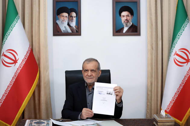 War in the Middle East, Iran, Massud Peseschkian signs agreement with the US