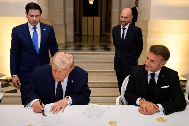 War in the Middle East: Donald Trump signs an agreement with Iran in Paris
