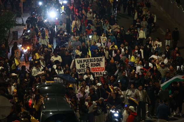 Presidential elections in Colombia; protests against the election results in Bogotá
