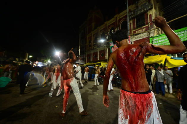 Indien, Muslime Trauer-Prozession in Prayagraj