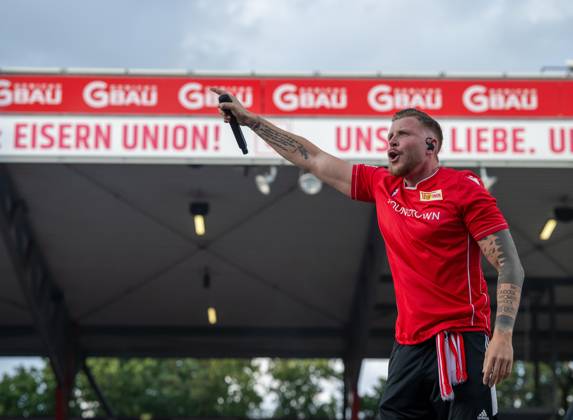 Musik, Finch Konzert im Stadion an der Alten Försterei in Berlin