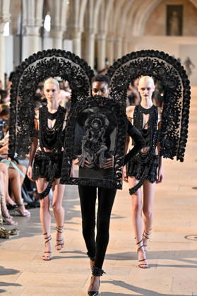 Paris Fashion Week, Rahul Mishra Modenschau