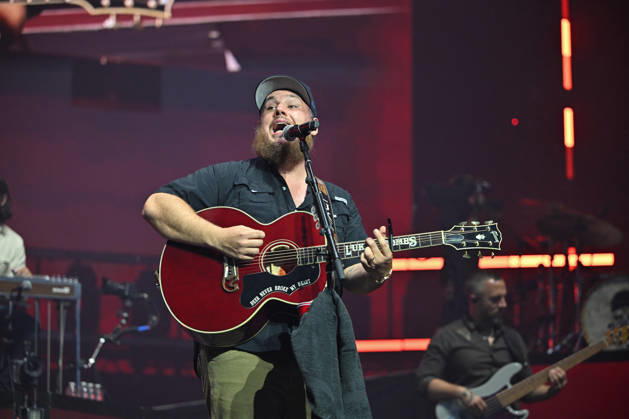 Musik, Luke Combs Konzert in Paris