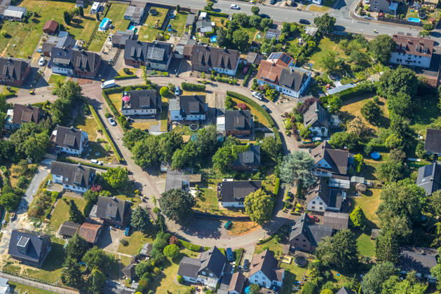 Frankfurt Regional Court bans images of property from Google Maps; archive images