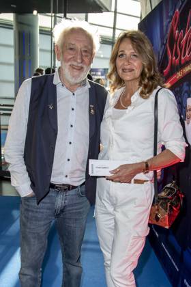 Celebrity, premiere of *Sister Act – The Heavenly Musical* in Berlin