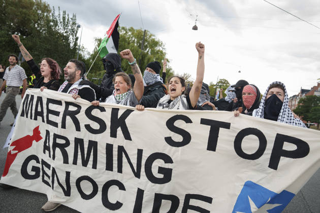 Denmark: Protest against arms shipments at Maersk in Copenhagen