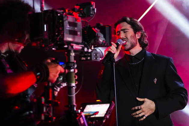 Entertainment: Pictures of the Day