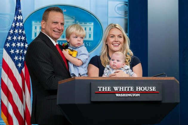 USA, Karoline Leavitt bei letzter Pressekonferenz als White House Press Secretary in Washington