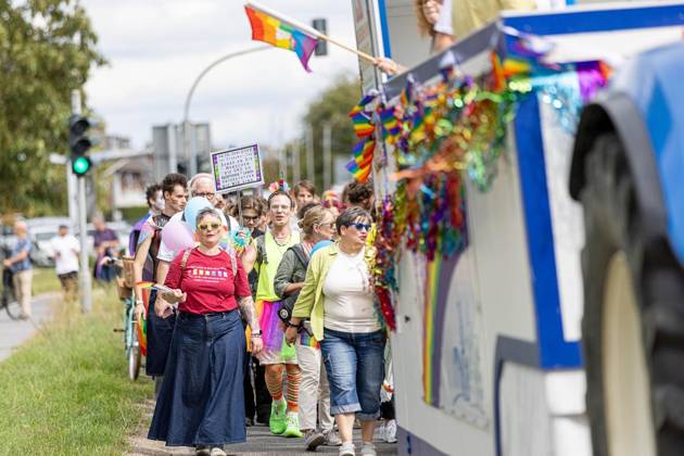NRW, CSD unter dem Motto Neuqueerchen-Vluyn in Neukirchen-Vluyn