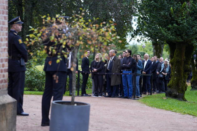 Royals, Death of King Harald of Norway, Memorial service in Asker