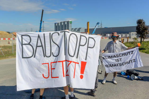 Österreich, Protest an Baustelle von Google-Rechenzentrum in Kronstorf