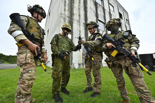 Japan: Joint military exercise between Japan and France in Sendai