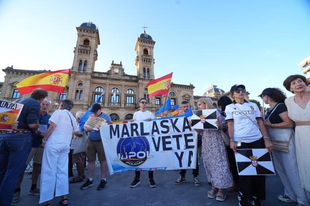 Spain: Protest against migrants on Ceuta Day in San Sebastián