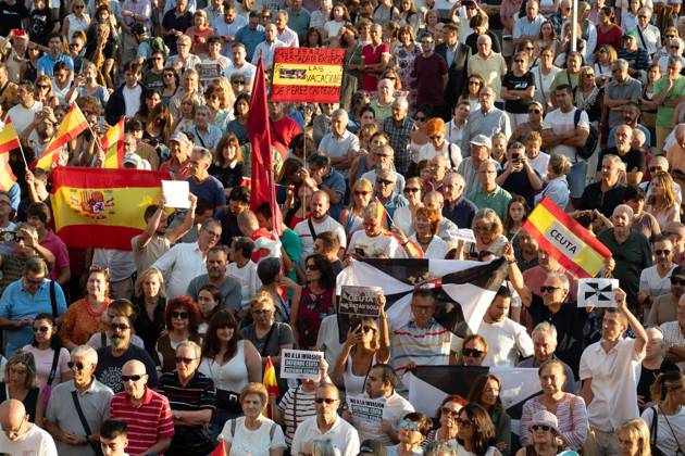Spain: Protest against migrants on Ceuta Day in Bilbao