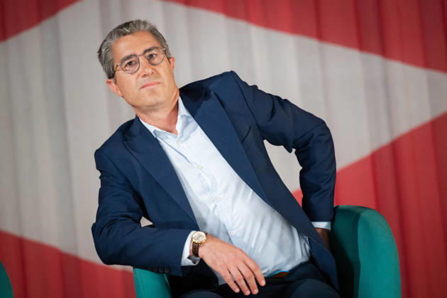 France, debate with François Ruffin in Paris
