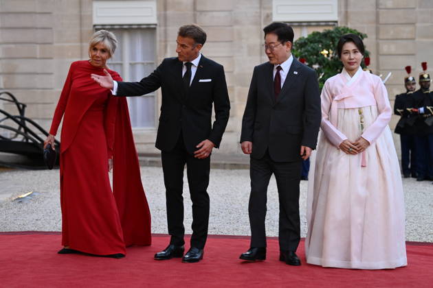 Paris, Präsident Macron empfängt Lee Jae Myung zum Staatsdinner