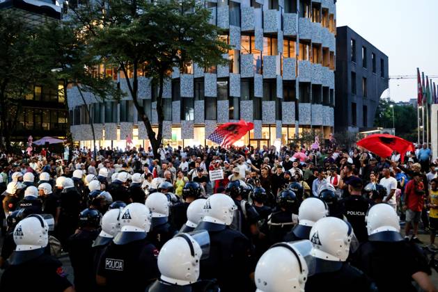Albanien, Antiregierungsproteste in Tirana