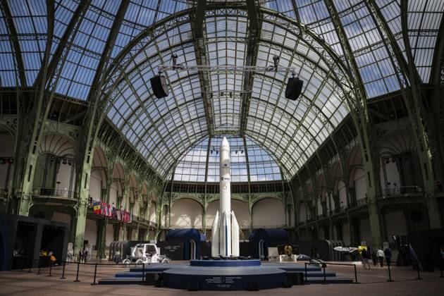 International Space Summit in Paris