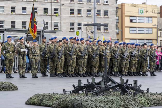 Sachsen-Anhalt, Feierliches Gelöbnis des Sanitätsregiments der Bundeswehr in Halle an der Saale