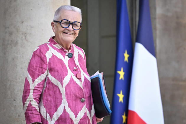 France, Cabinet meeting in Paris