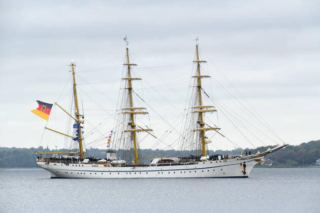 Schleswig-Holstein, Einlaufen des Segelschulschiffes Gorch Fock in Kiel