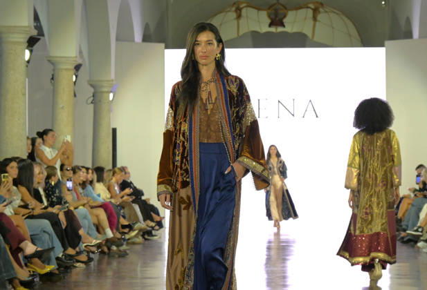 Milan Fashion Week, Oriental Fashion Show