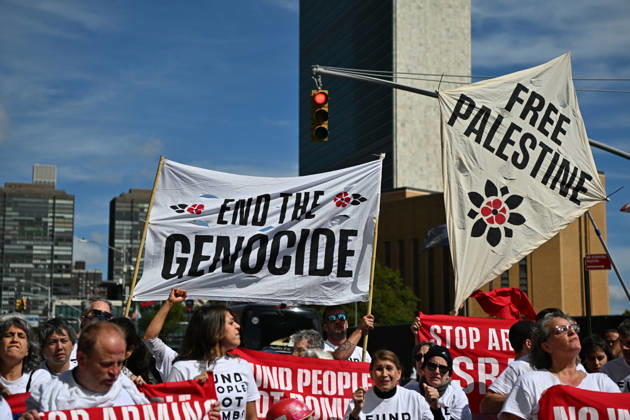 USA: Demonstration against the war in Palestine and Iran outside the UN headquarters in New York