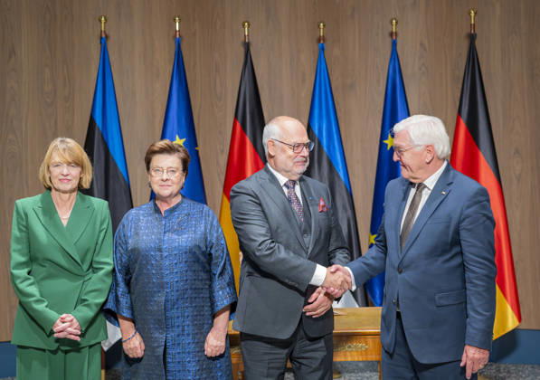 Berlin: Frank-Walter Steinmeier welcomes Alar Karis
