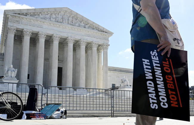 USA, Supreme Court verhandelt Klimaklage gegen Ölunternehmen in Washington