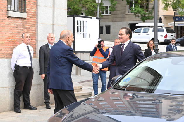 Royals: Prince Daniel of Sweden visits the Prado Museum in Madrid