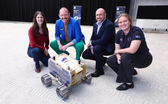 Australien, Brisbane, Präsentation des lunar rovers Roo-ver an der QUT Kelvin Grove