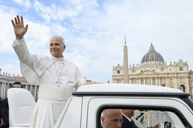 Pope Leo XIV needs lung surgery, archive footage