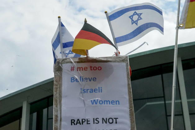 Hamburg, Gedenkfeier am 3. Jahrestag des Terroranschlags der Hamas in Israel