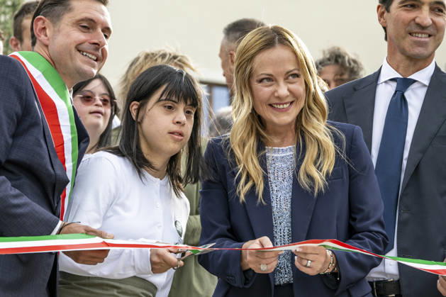 Italien, Giorgia Meloni bei Eröffnung des Palazzo-Saladini-Pilastri-Areals in Ascoli Piceno