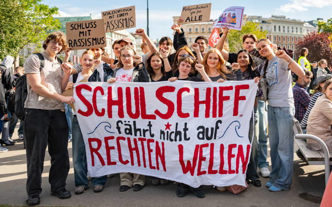 Österreich, Schulstreik gegen Kopftuchverbot in Wien