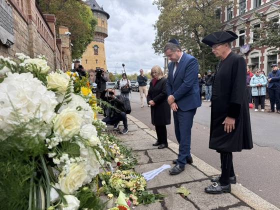 Saxony-Anhalt: Commemoration for the victims of the attack on the synagogue in Halle