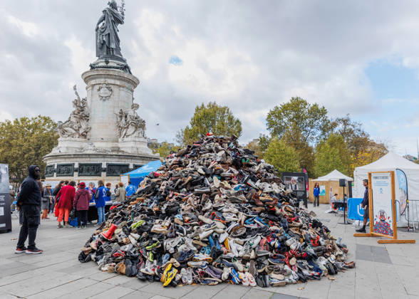 Paris: Protest against the use of anti-personnel mines and explosive remnants of war, the main victims of which are civilians