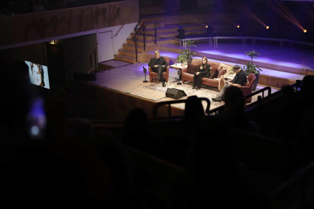 TV, talk show: ‘An Evening with Priscilla Presley’ in Gothenburg