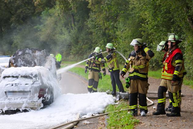 North Rhine-Westphalia: Car on fire in Solingen