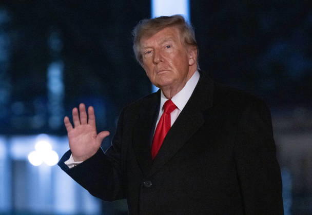 USA: Donald Trump arrives at the White House in Washington
