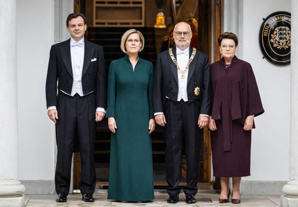 Estonia: Alar Karis welcomes Ülle Madise to Tallinn