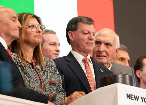 USA: Frank Bisignano rings the opening bell at the New York Stock Exchange