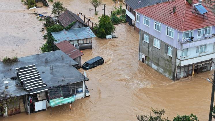 Türkei, Überschwemmungen in Sakarya