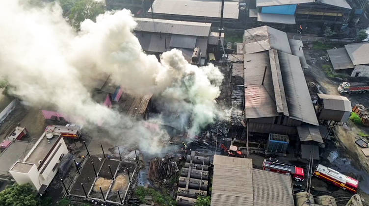 India: Fire at a factory in Raipur