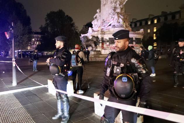 Proteste in Frankreich, Ausgangssperre in Paris