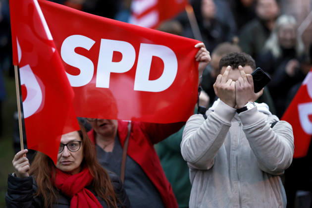 NRW, Protest gegen AfD-Auftritt bei ESN-Fraktionsveranstaltung in Leverkusen
